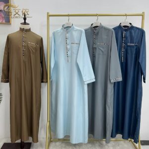 Casual men’s outfit
